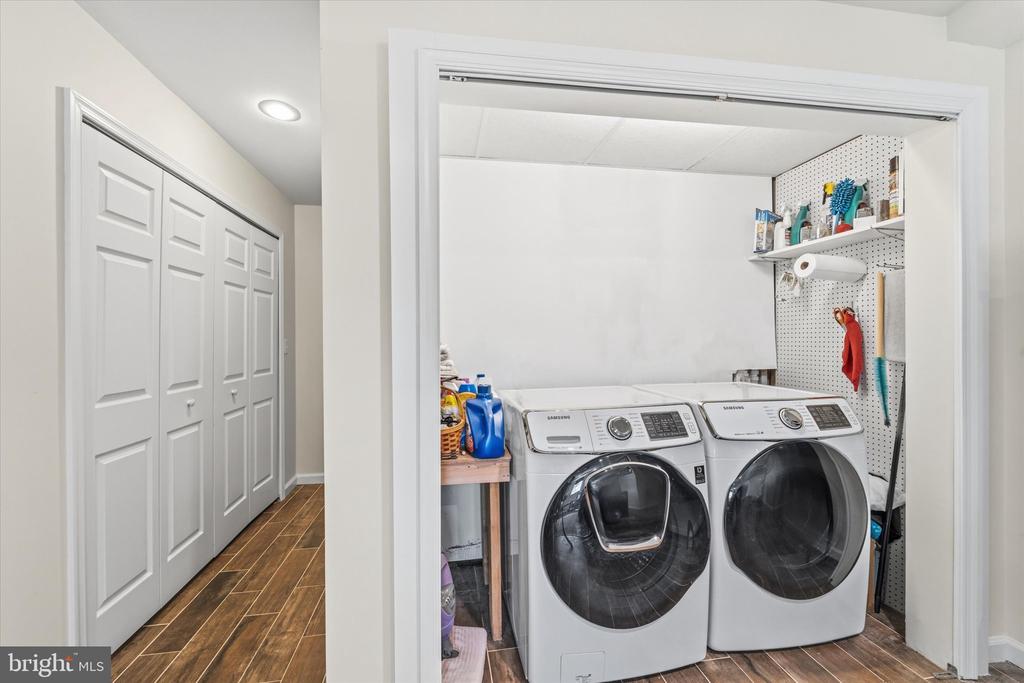 6678 TURNING RUN LN, MARSHALL, Virginia 20115, 4 Bedrooms Bedrooms, ,3 BathroomsBathrooms,Residential,6678 TURNING RUN LN,VAFQ2021508 MLS # VAFQ2021508