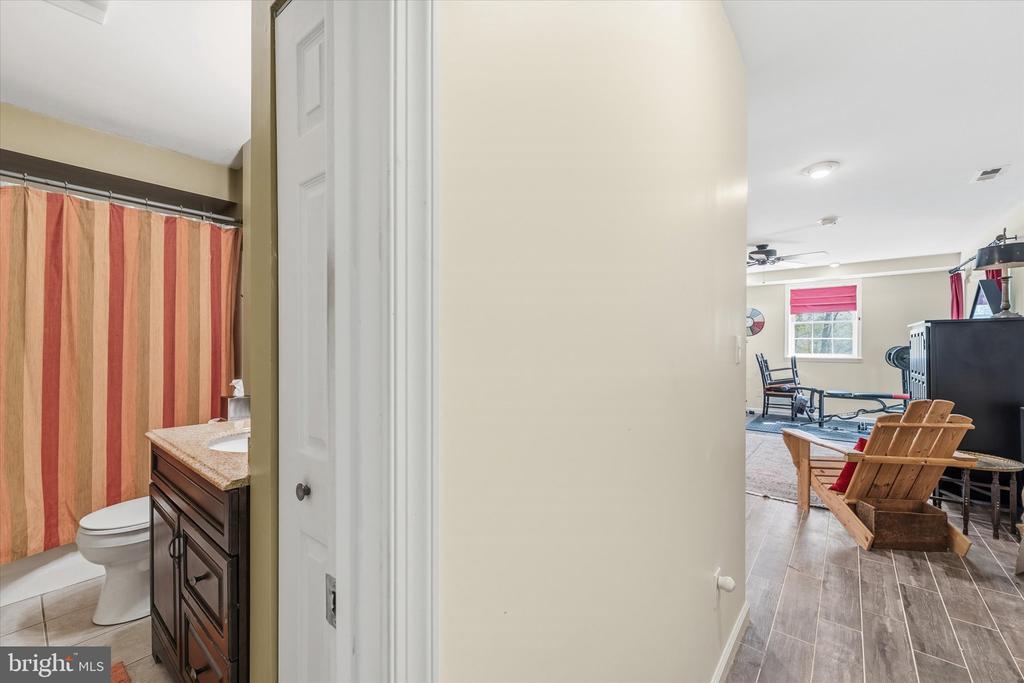 6678 TURNING RUN LN, MARSHALL, Virginia 20115, 4 Bedrooms Bedrooms, ,3 BathroomsBathrooms,Residential,6678 TURNING RUN LN,VAFQ2021508 MLS # VAFQ2021508