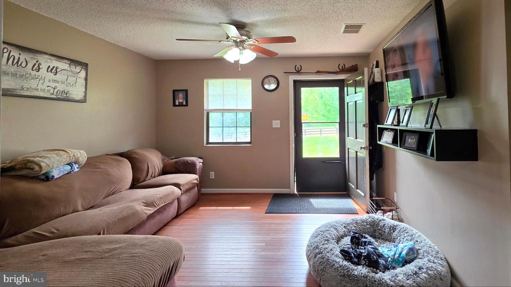 1309 DOCTORS RD, LOUISA, Virginia 23093, 3 Bedrooms Bedrooms, ,2 BathroomsBathrooms,Residential,1309 DOCTORS RD,VALA2009682 MLS # VALA2009682