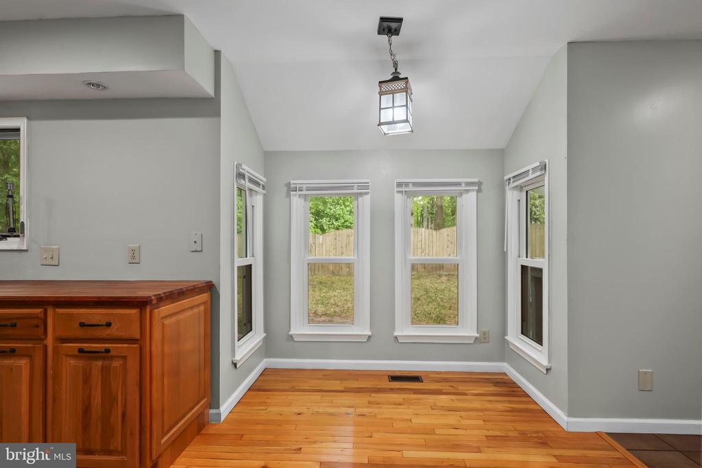 10729 CEDAR POST LN, SPOTSYLVANIA, Virginia 22553, 3 Bedrooms Bedrooms, ,2 BathroomsBathrooms,Residential,10729 CEDAR POST LN,VASP2041072 MLS # VASP2041072