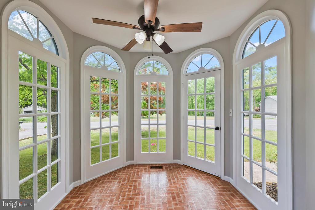 10729 CEDAR POST LN, SPOTSYLVANIA, Virginia 22553, 3 Bedrooms Bedrooms, ,2 BathroomsBathrooms,Residential,10729 CEDAR POST LN,VASP2041072 MLS # VASP2041072