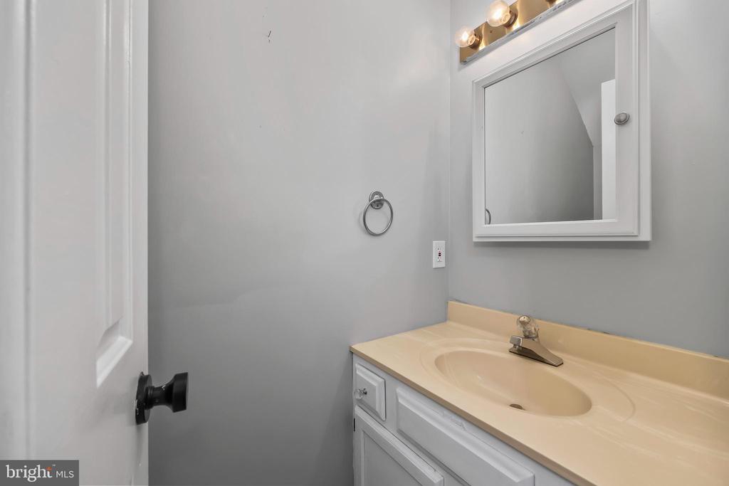 10729 CEDAR POST LN, SPOTSYLVANIA, Virginia 22553, 3 Bedrooms Bedrooms, ,2 BathroomsBathrooms,Residential,10729 CEDAR POST LN,VASP2041072 MLS # VASP2041072