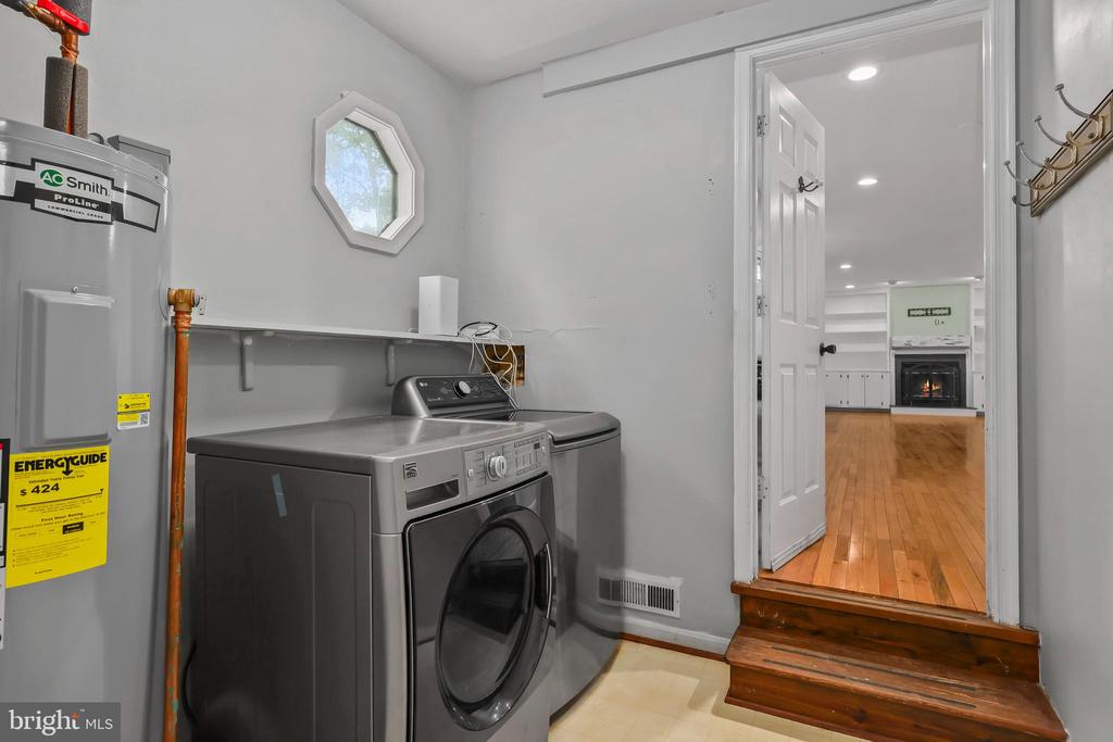 10729 CEDAR POST LN, SPOTSYLVANIA, Virginia 22553, 3 Bedrooms Bedrooms, ,2 BathroomsBathrooms,Residential,10729 CEDAR POST LN,VASP2041072 MLS # VASP2041072