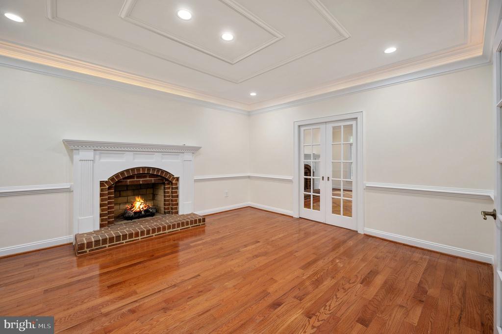 11326 FAWN LAKE PKWY, SPOTSYLVANIA, Virginia 22551, 5 Bedrooms Bedrooms, ,4 BathroomsBathrooms,Residential,FAWN LAKE,11326 FAWN LAKE PKWY,VASP2041082 MLS # VASP2041082