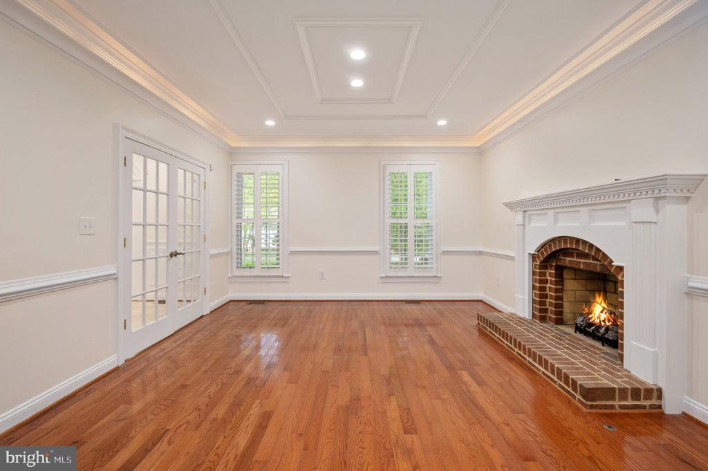 11326 FAWN LAKE PKWY, SPOTSYLVANIA, Virginia 22551, 5 Bedrooms Bedrooms, ,4 BathroomsBathrooms,Residential,FAWN LAKE,11326 FAWN LAKE PKWY,VASP2041082 MLS # VASP2041082