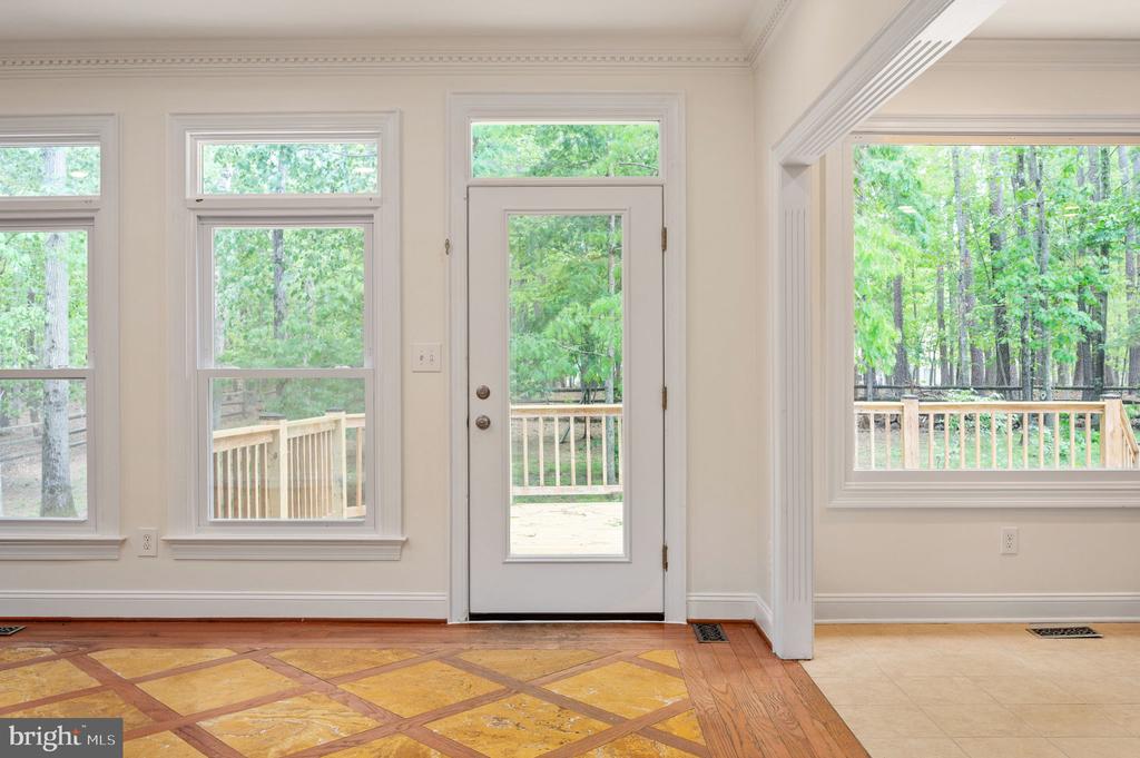 11326 FAWN LAKE PKWY, SPOTSYLVANIA, Virginia 22551, 5 Bedrooms Bedrooms, ,4 BathroomsBathrooms,Residential,FAWN LAKE,11326 FAWN LAKE PKWY,VASP2041082 MLS # VASP2041082