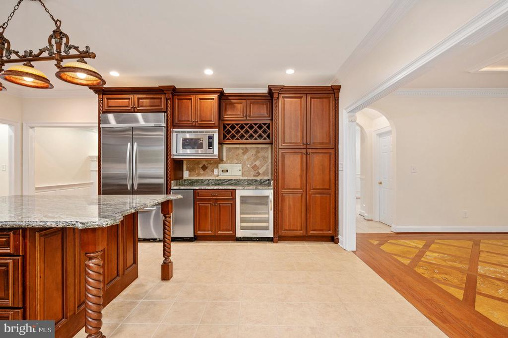 11326 FAWN LAKE PKWY, SPOTSYLVANIA, Virginia 22551, 5 Bedrooms Bedrooms, ,4 BathroomsBathrooms,Residential,FAWN LAKE,11326 FAWN LAKE PKWY,VASP2041082 MLS # VASP2041082