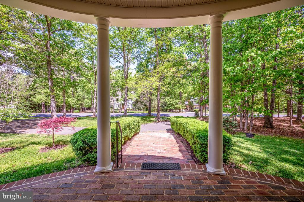 11326 FAWN LAKE PKWY, SPOTSYLVANIA, Virginia 22551, 5 Bedrooms Bedrooms, ,4 BathroomsBathrooms,Residential,FAWN LAKE,11326 FAWN LAKE PKWY,VASP2041082 MLS # VASP2041082