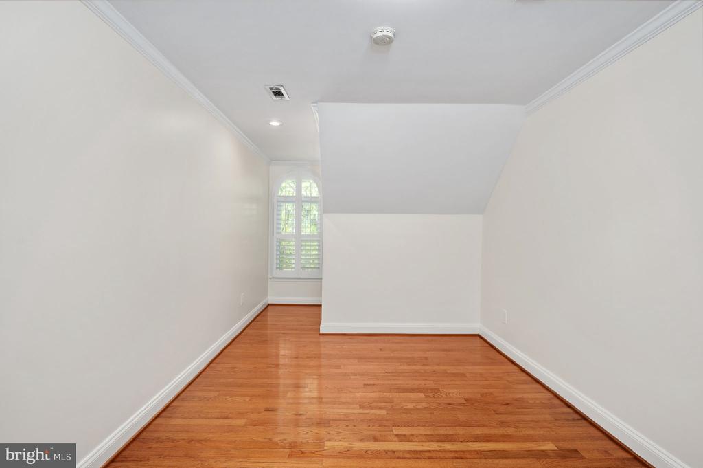 11326 FAWN LAKE PKWY, SPOTSYLVANIA, Virginia 22551, 5 Bedrooms Bedrooms, ,4 BathroomsBathrooms,Residential,FAWN LAKE,11326 FAWN LAKE PKWY,VASP2041082 MLS # VASP2041082