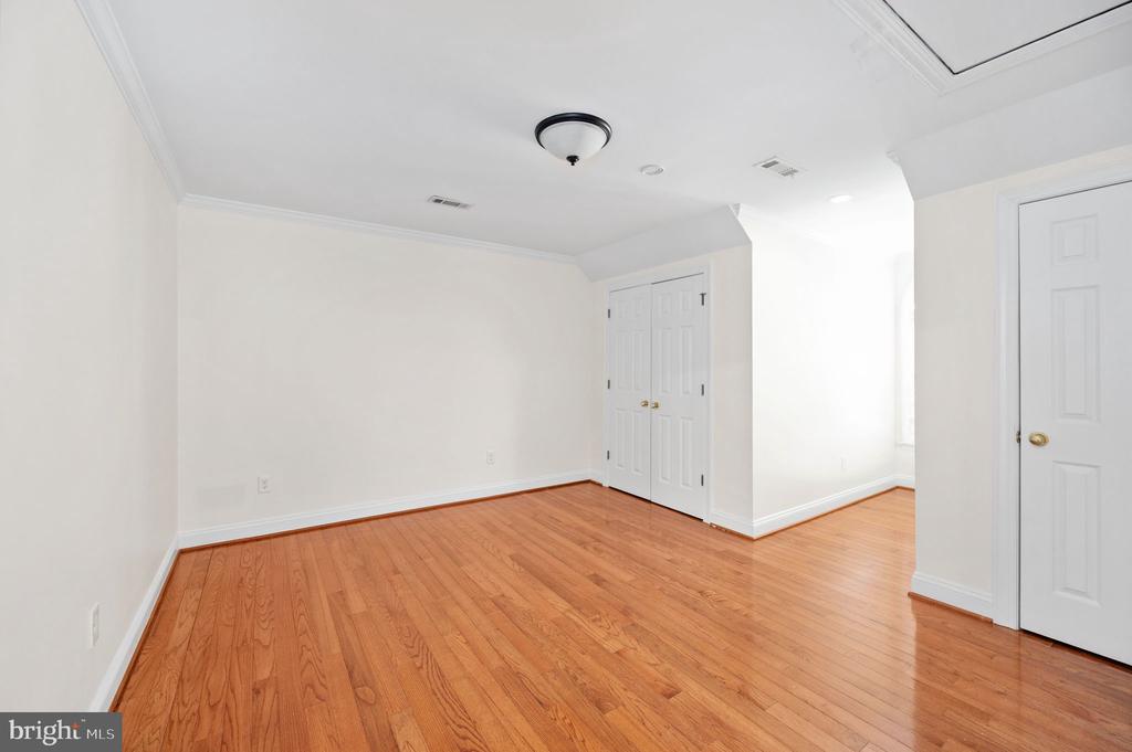 11326 FAWN LAKE PKWY, SPOTSYLVANIA, Virginia 22551, 5 Bedrooms Bedrooms, ,4 BathroomsBathrooms,Residential,FAWN LAKE,11326 FAWN LAKE PKWY,VASP2041082 MLS # VASP2041082