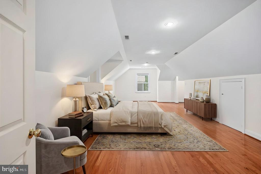 11326 FAWN LAKE PKWY, SPOTSYLVANIA, Virginia 22551, 5 Bedrooms Bedrooms, ,4 BathroomsBathrooms,Residential,FAWN LAKE,11326 FAWN LAKE PKWY,VASP2041082 MLS # VASP2041082