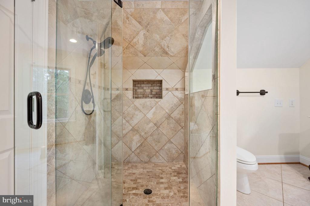 11326 FAWN LAKE PKWY, SPOTSYLVANIA, Virginia 22551, 5 Bedrooms Bedrooms, ,4 BathroomsBathrooms,Residential,FAWN LAKE,11326 FAWN LAKE PKWY,VASP2041082 MLS # VASP2041082