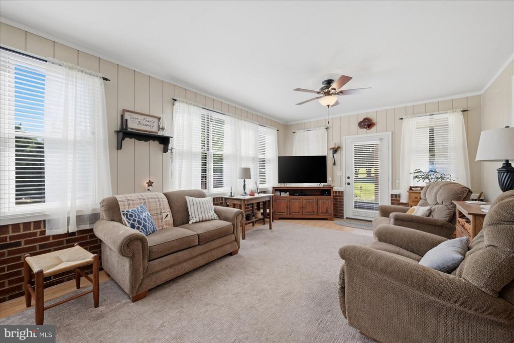 7452 SPERRYVILLE PIKE, BOSTON, Virginia 22713, 3 Bedrooms Bedrooms, ,2 BathroomsBathrooms,Residential,7452 SPERRYVILLE PIKE,VACU2013356 MLS # VACU2013356