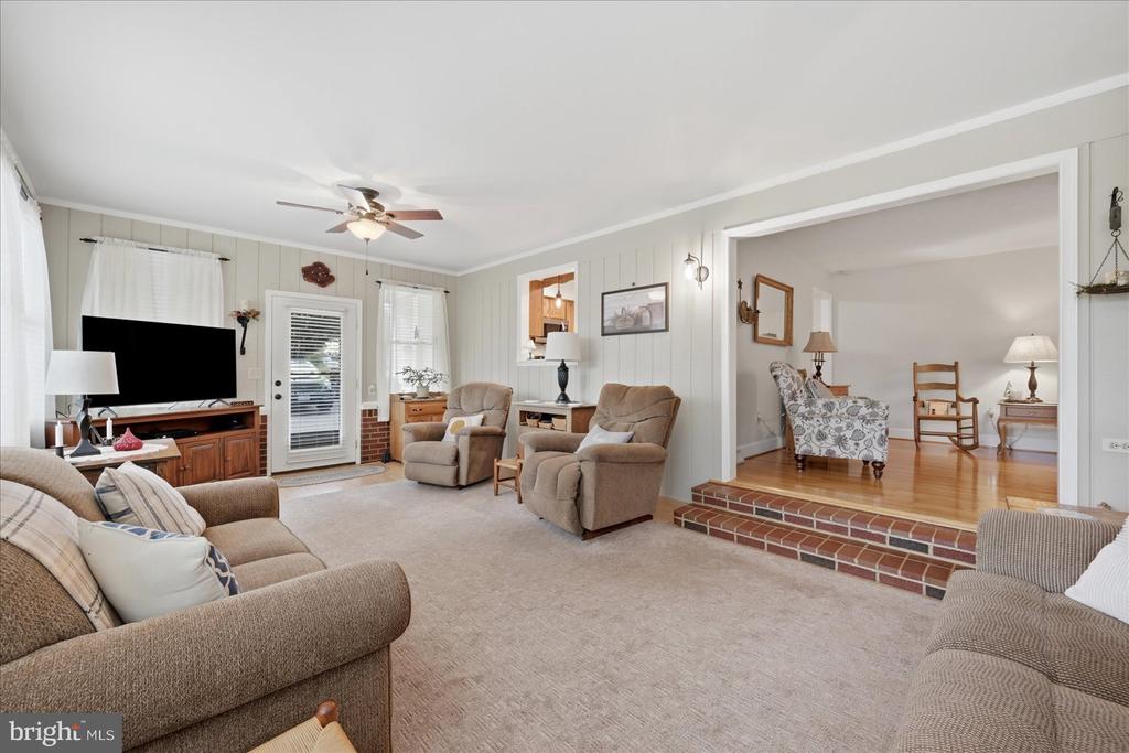 7452 SPERRYVILLE PIKE, BOSTON, Virginia 22713, 3 Bedrooms Bedrooms, ,2 BathroomsBathrooms,Residential,7452 SPERRYVILLE PIKE,VACU2013356 MLS # VACU2013356