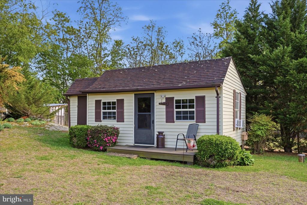 7452 SPERRYVILLE PIKE, BOSTON, Virginia 22713, 3 Bedrooms Bedrooms, ,2 BathroomsBathrooms,Residential,7452 SPERRYVILLE PIKE,VACU2013356 MLS # VACU2013356