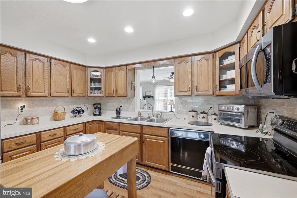 7452 SPERRYVILLE PIKE, BOSTON, Virginia 22713, 3 Bedrooms Bedrooms, ,2 BathroomsBathrooms,Residential,7452 SPERRYVILLE PIKE,VACU2013356 MLS # VACU2013356