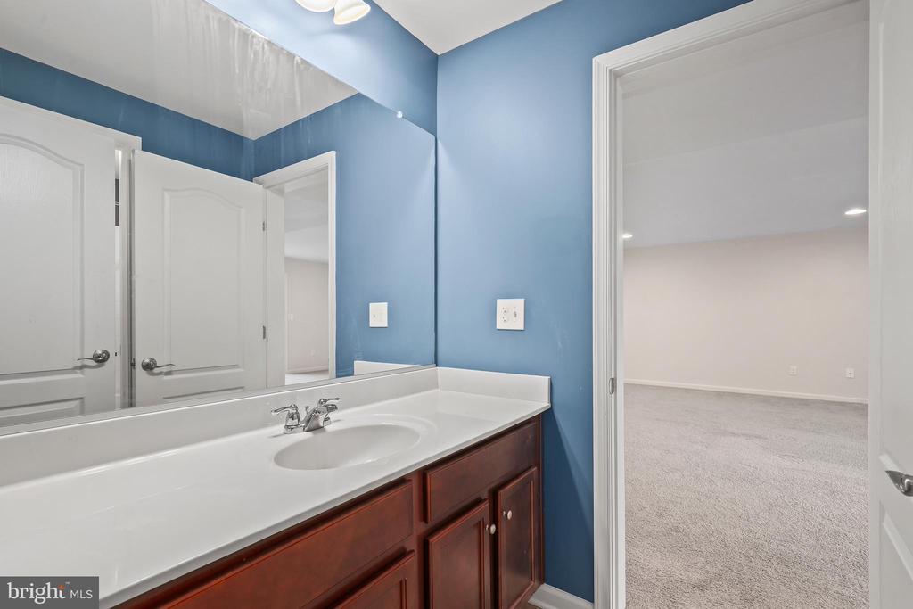 1725 HUDGINS FARM CIR, FREDERICKSBURG, Virginia 22408, 5 Bedrooms Bedrooms, ,4 BathroomsBathrooms,Residential,1725 HUDGINS FARM CIR,VASP2041076 MLS # VASP2041076