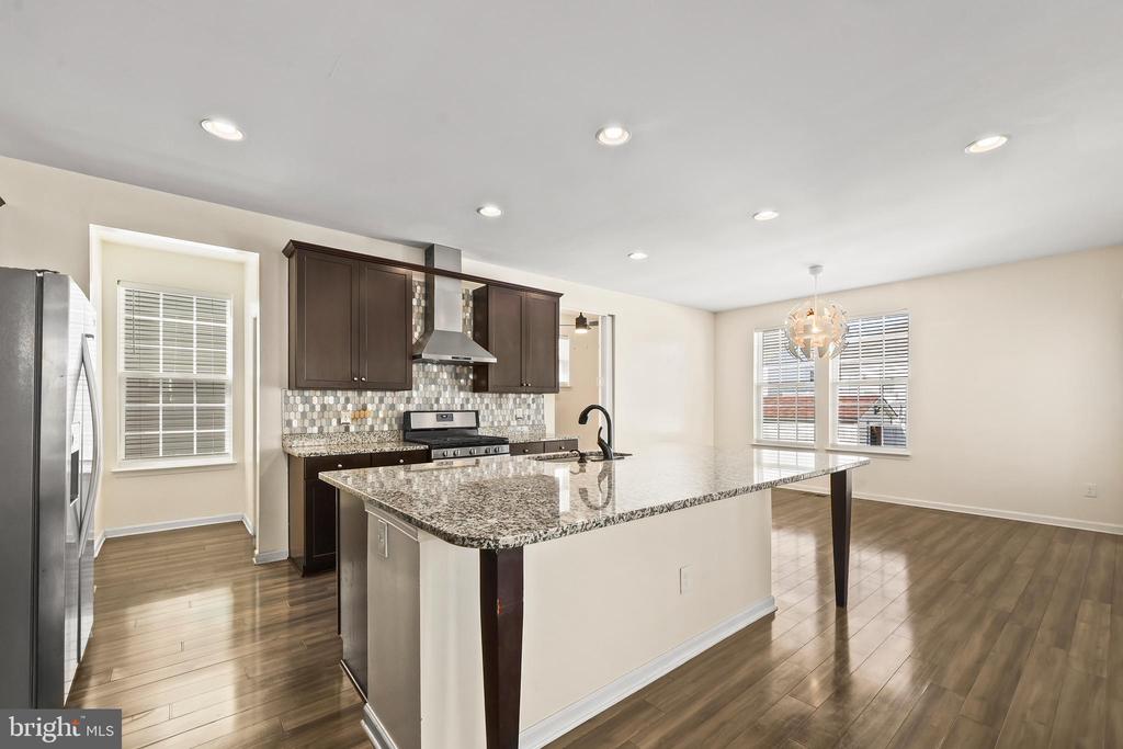 1725 HUDGINS FARM CIR, FREDERICKSBURG, Virginia 22408, 5 Bedrooms Bedrooms, ,4 BathroomsBathrooms,Residential,1725 HUDGINS FARM CIR,VASP2041076 MLS # VASP2041076