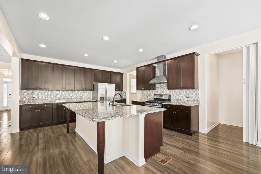 1725 HUDGINS FARM CIR, FREDERICKSBURG, Virginia 22408, 5 Bedrooms Bedrooms, ,4 BathroomsBathrooms,Residential,1725 HUDGINS FARM CIR,VASP2041076 MLS # VASP2041076