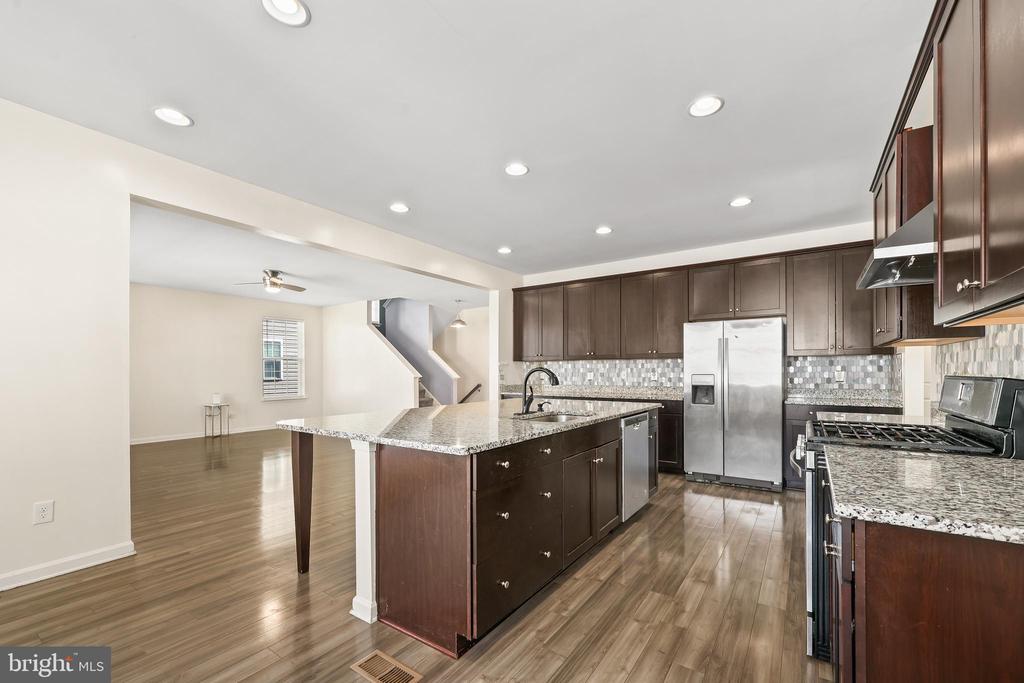 1725 HUDGINS FARM CIR, FREDERICKSBURG, Virginia 22408, 5 Bedrooms Bedrooms, ,4 BathroomsBathrooms,Residential,1725 HUDGINS FARM CIR,VASP2041076 MLS # VASP2041076