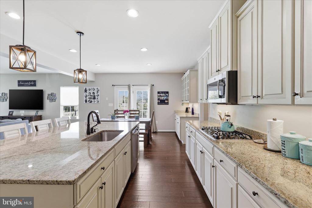 7804 HERMITAGE DR, FREDERICKSBURG, Virginia 22407, 6 Bedrooms Bedrooms, ,5 BathroomsBathrooms,Residential,7804 HERMITAGE DR,VASP2041174 MLS # VASP2041174