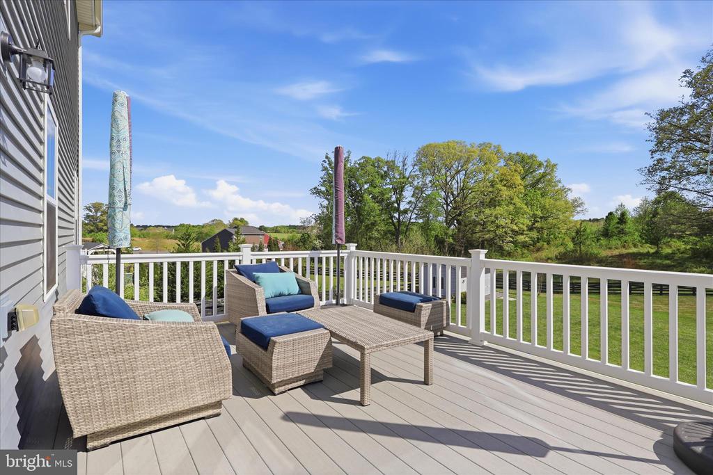 7804 HERMITAGE DR, FREDERICKSBURG, Virginia 22407, 6 Bedrooms Bedrooms, ,5 BathroomsBathrooms,Residential,7804 HERMITAGE DR,VASP2041174 MLS # VASP2041174