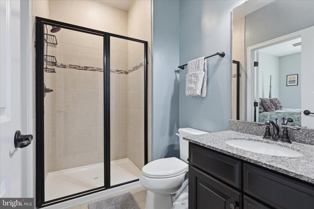 7804 HERMITAGE DR, FREDERICKSBURG, Virginia 22407, 6 Bedrooms Bedrooms, ,5 BathroomsBathrooms,Residential,7804 HERMITAGE DR,VASP2041174 MLS # VASP2041174