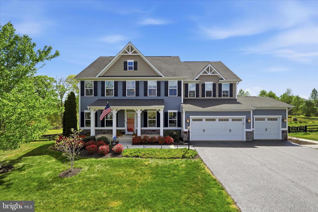 7804 HERMITAGE DR, FREDERICKSBURG, Virginia 22407, 6 Bedrooms Bedrooms, ,5 BathroomsBathrooms,Residential,7804 HERMITAGE DR,VASP2041174 MLS # VASP2041174