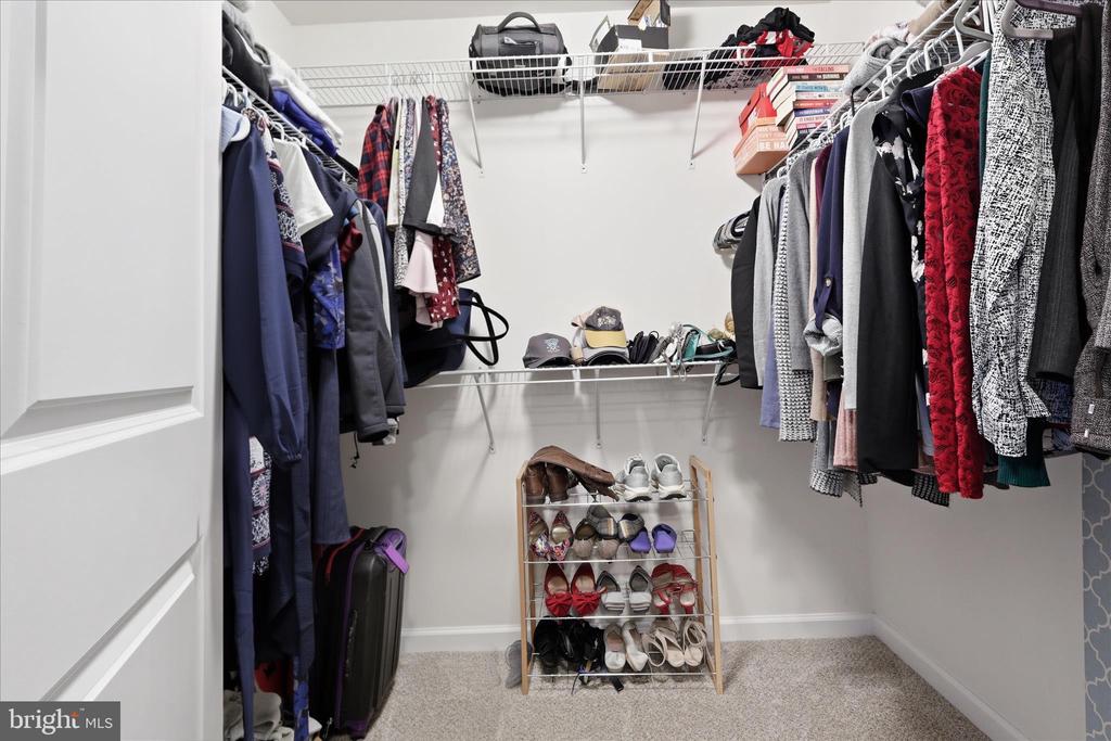 7804 HERMITAGE DR, FREDERICKSBURG, Virginia 22407, 6 Bedrooms Bedrooms, ,5 BathroomsBathrooms,Residential,7804 HERMITAGE DR,VASP2041174 MLS # VASP2041174