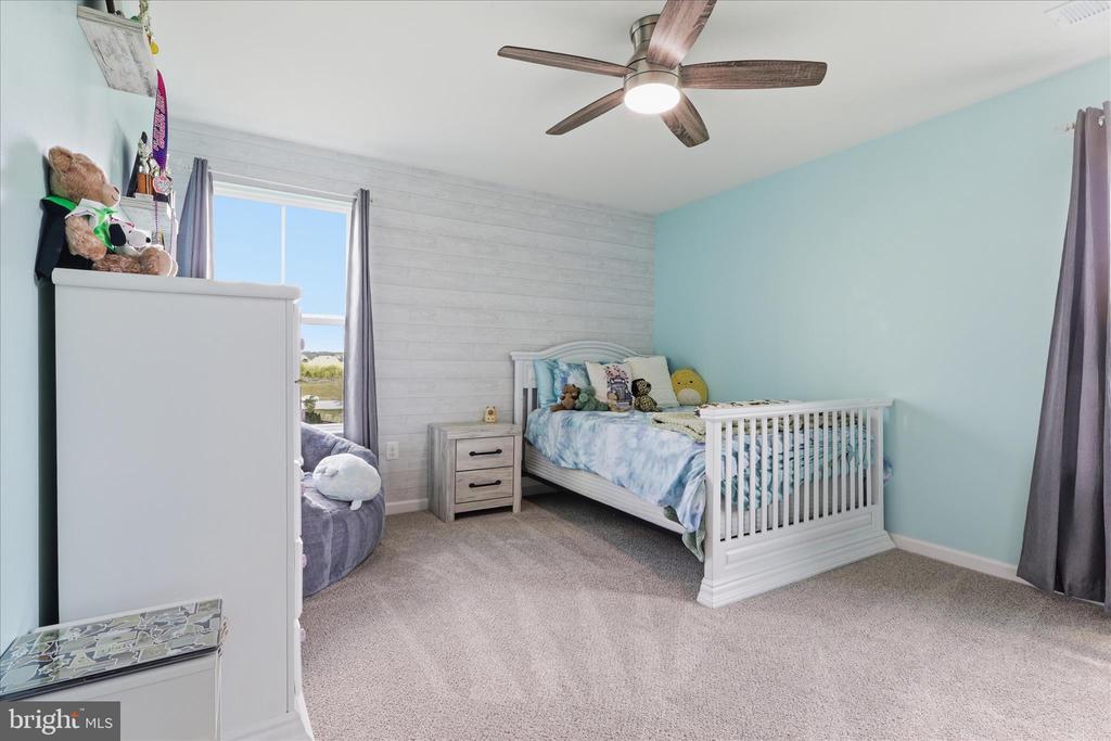 7804 HERMITAGE DR, FREDERICKSBURG, Virginia 22407, 6 Bedrooms Bedrooms, ,5 BathroomsBathrooms,Residential,7804 HERMITAGE DR,VASP2041174 MLS # VASP2041174