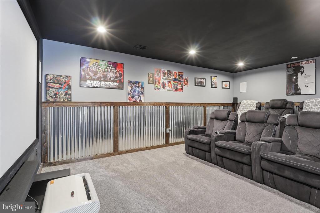 7804 HERMITAGE DR, FREDERICKSBURG, Virginia 22407, 6 Bedrooms Bedrooms, ,5 BathroomsBathrooms,Residential,7804 HERMITAGE DR,VASP2041174 MLS # VASP2041174