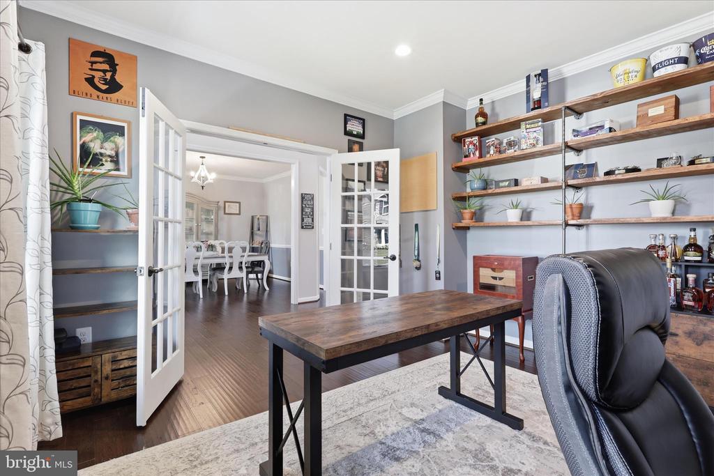 7804 HERMITAGE DR, FREDERICKSBURG, Virginia 22407, 6 Bedrooms Bedrooms, ,5 BathroomsBathrooms,Residential,7804 HERMITAGE DR,VASP2041174 MLS # VASP2041174