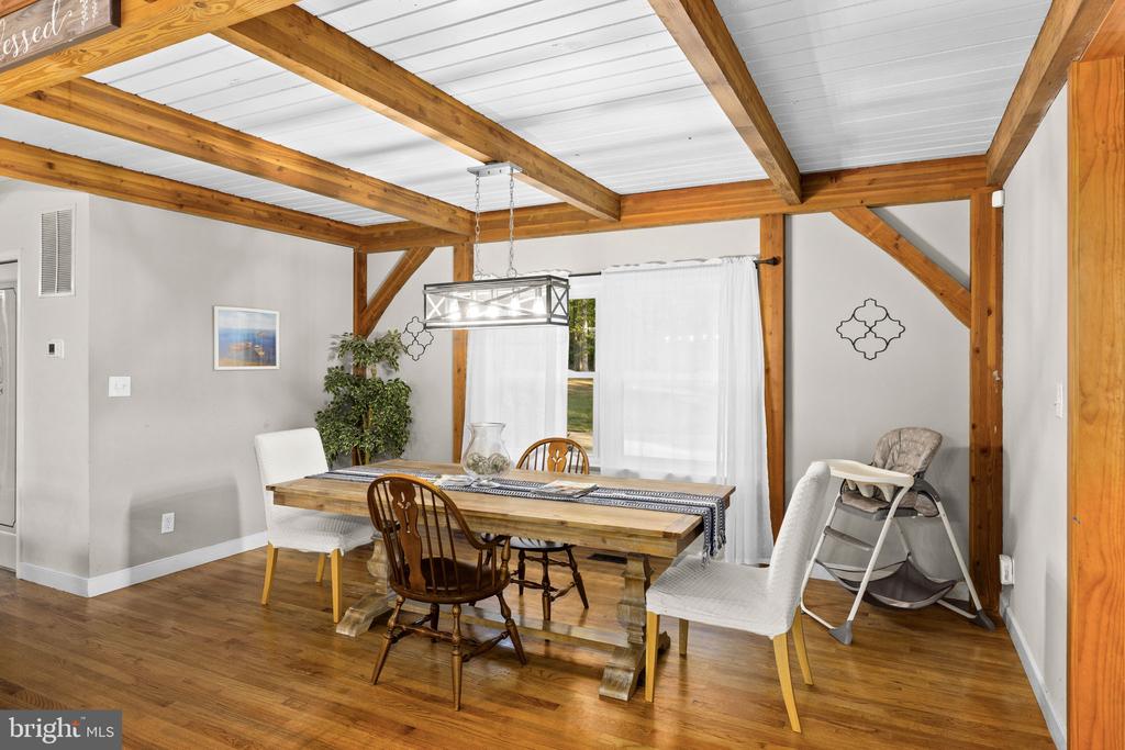 6406 CARTER LN, MINERAL, Virginia 23117, 7 Bedrooms Bedrooms, ,5 BathroomsBathrooms,Residential,6406 CARTER LN,VASP2041184 MLS # VASP2041184