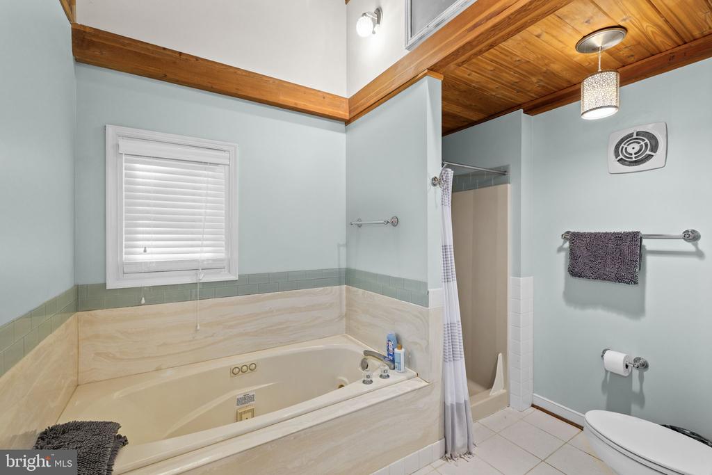 6406 CARTER LN, MINERAL, Virginia 23117, 7 Bedrooms Bedrooms, ,5 BathroomsBathrooms,Residential,6406 CARTER LN,VASP2041184 MLS # VASP2041184