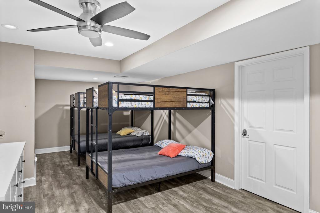 6406 CARTER LN, MINERAL, Virginia 23117, 7 Bedrooms Bedrooms, ,5 BathroomsBathrooms,Residential,6406 CARTER LN,VASP2041184 MLS # VASP2041184