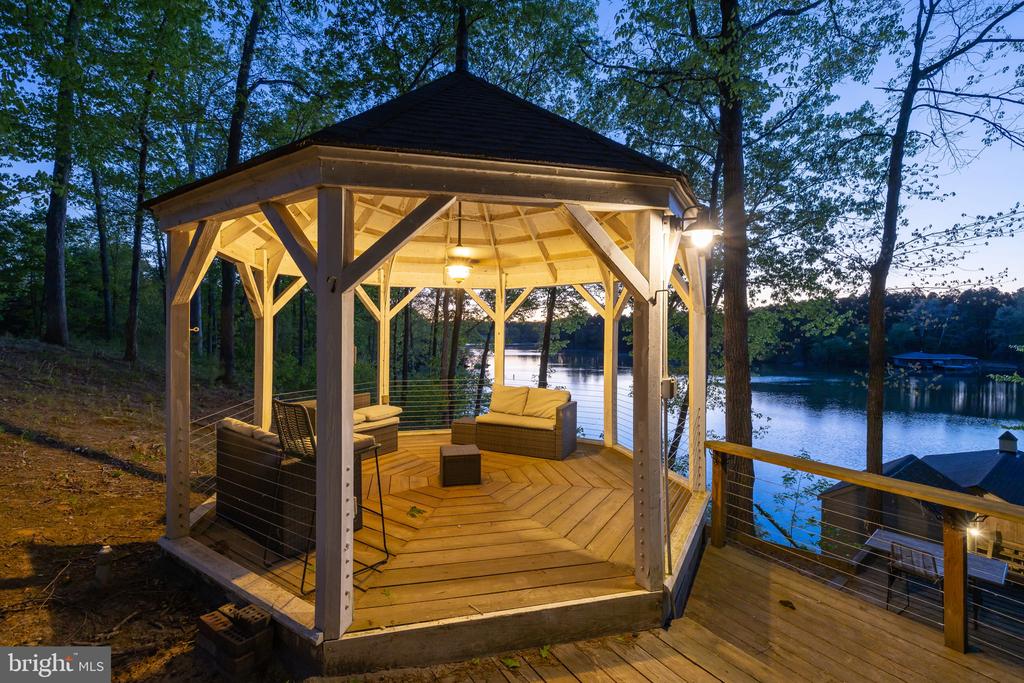 6406 CARTER LN, MINERAL, Virginia 23117, 7 Bedrooms Bedrooms, ,5 BathroomsBathrooms,Residential,6406 CARTER LN,VASP2041184 MLS # VASP2041184