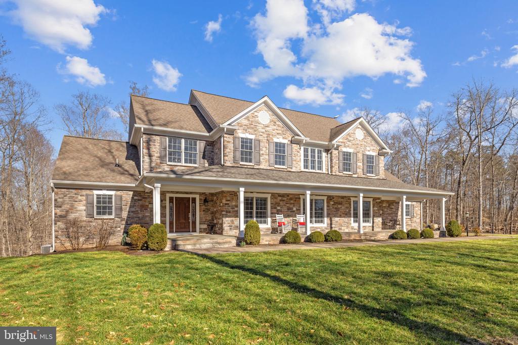 8485 ROGUES RD, WARRENTON, Virginia 20187, 4 Bedrooms Bedrooms, ,4 BathroomsBathrooms,Residential,8485 ROGUES RD,VAFQ2021674 MLS # VAFQ2021674