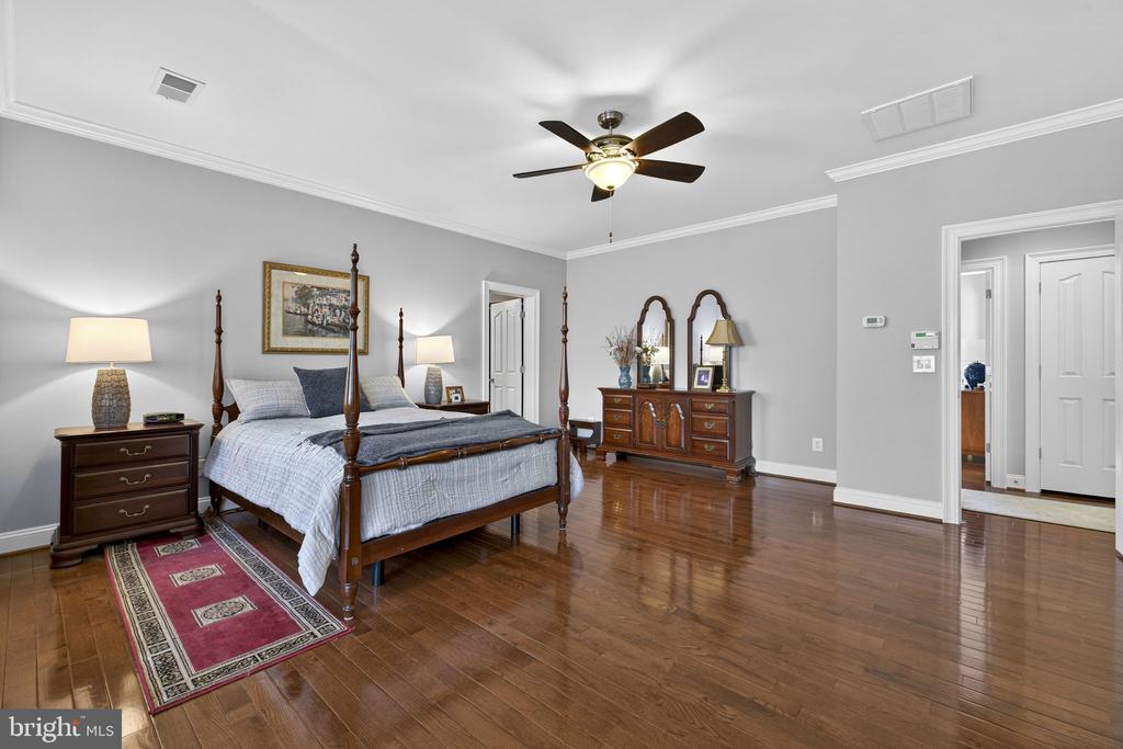 8485 ROGUES RD, WARRENTON, Virginia 20187, 4 Bedrooms Bedrooms, ,4 BathroomsBathrooms,Residential,8485 ROGUES RD,VAFQ2021674 MLS # VAFQ2021674