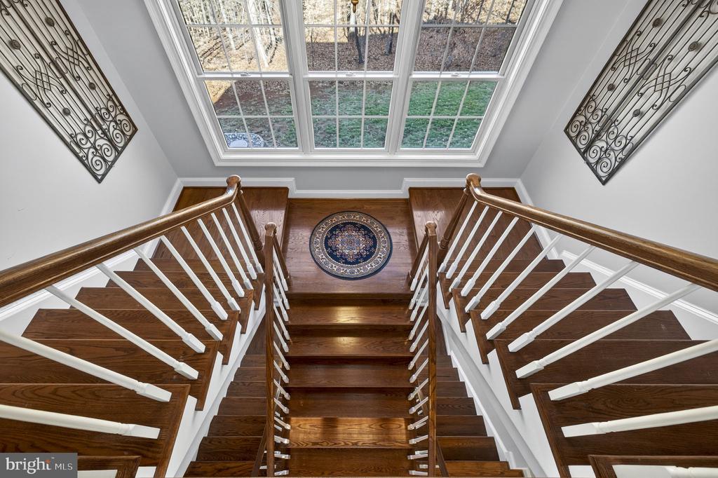 8485 ROGUES RD, WARRENTON, Virginia 20187, 4 Bedrooms Bedrooms, ,4 BathroomsBathrooms,Residential,8485 ROGUES RD,VAFQ2021674 MLS # VAFQ2021674