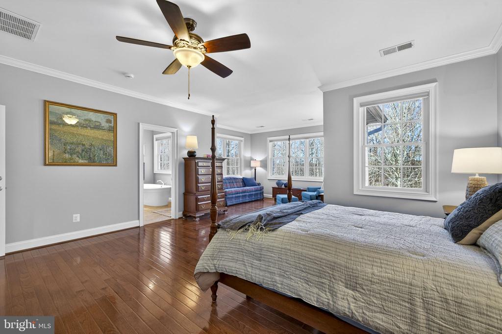 8485 ROGUES RD, WARRENTON, Virginia 20187, 4 Bedrooms Bedrooms, ,4 BathroomsBathrooms,Residential,8485 ROGUES RD,VAFQ2021674 MLS # VAFQ2021674