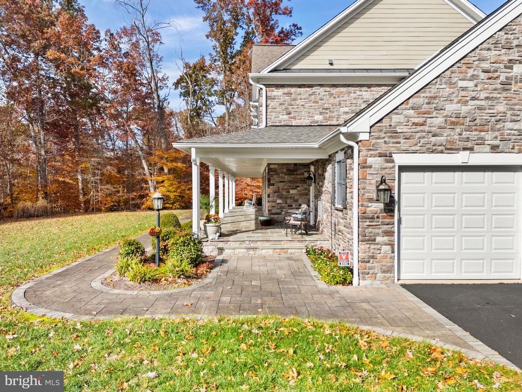 8485 ROGUES RD, WARRENTON, Virginia 20187, 4 Bedrooms Bedrooms, ,4 BathroomsBathrooms,Residential,8485 ROGUES RD,VAFQ2021674 MLS # VAFQ2021674