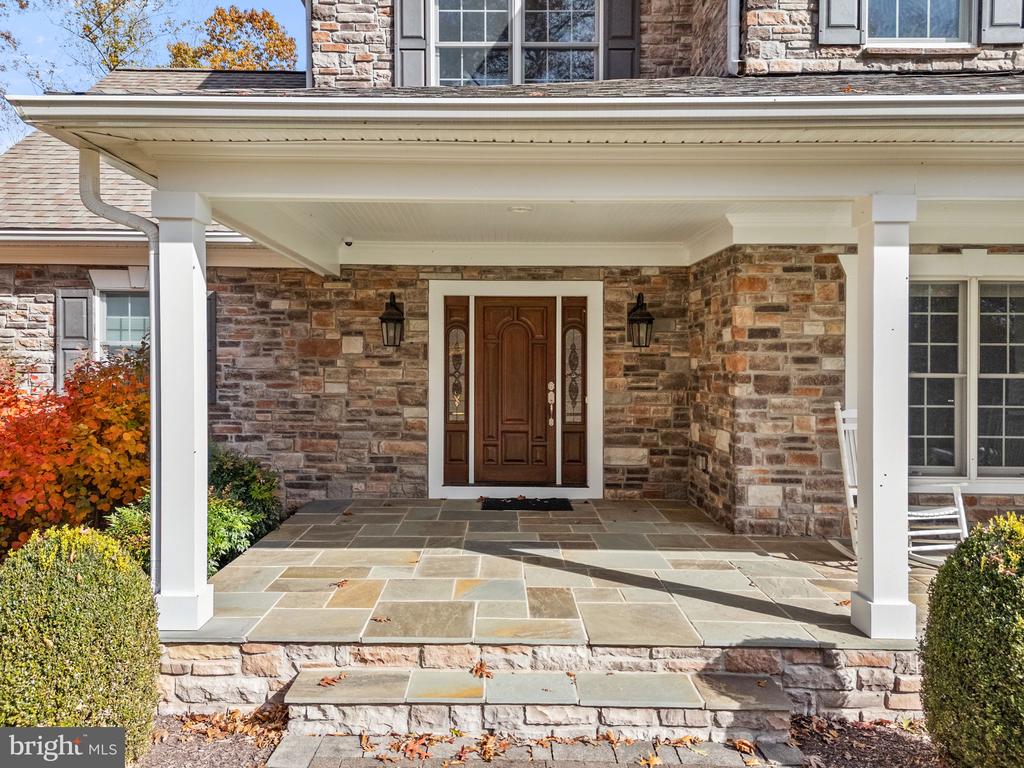 8485 ROGUES RD, WARRENTON, Virginia 20187, 4 Bedrooms Bedrooms, ,4 BathroomsBathrooms,Residential,8485 ROGUES RD,VAFQ2021674 MLS # VAFQ2021674