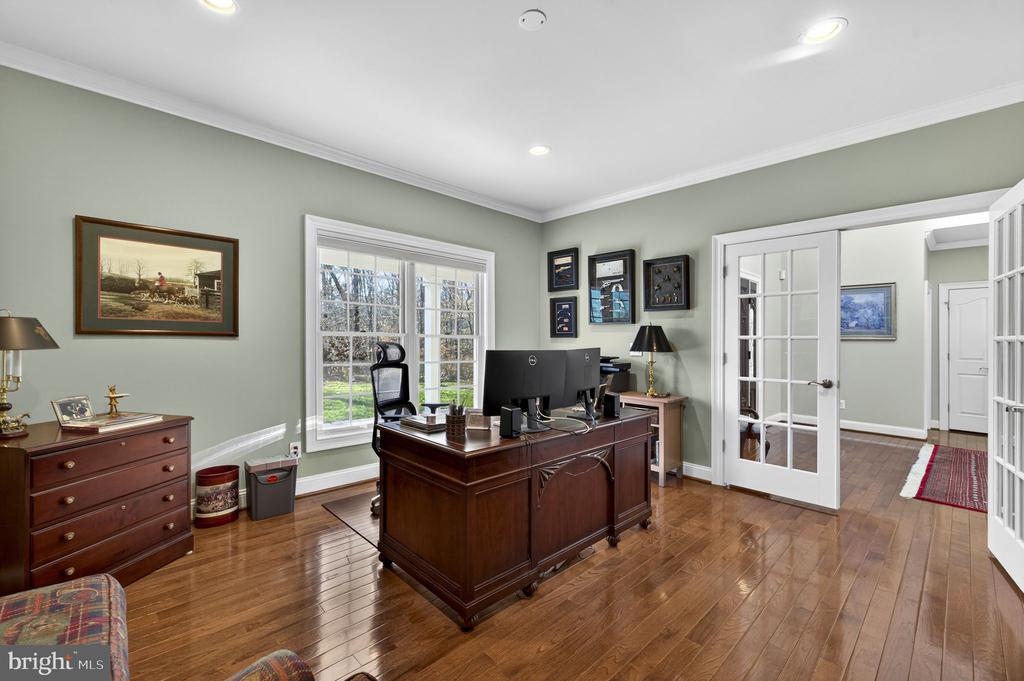 8485 ROGUES RD, WARRENTON, Virginia 20187, 4 Bedrooms Bedrooms, ,4 BathroomsBathrooms,Residential,8485 ROGUES RD,VAFQ2021674 MLS # VAFQ2021674