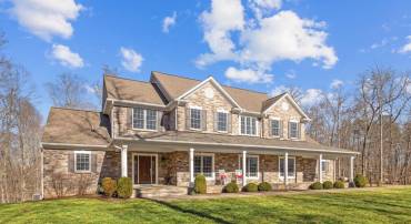 8485 ROGUES RD, WARRENTON, Virginia 20187, 4 Bedrooms Bedrooms, ,4 BathroomsBathrooms,Residential,8485 ROGUES RD,VAFQ2021674 MLS # VAFQ2021674