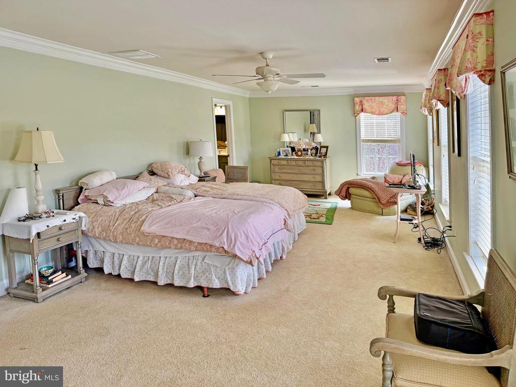 6277 GRIFFINSBURG RD, BOSTON, Virginia 22713, 4 Bedrooms Bedrooms, ,4 BathroomsBathrooms,Residential,6277 GRIFFINSBURG RD,VACU2013376 MLS # VACU2013376