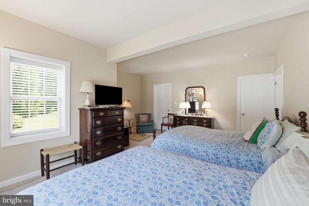 6277 GRIFFINSBURG RD, BOSTON, Virginia 22713, 4 Bedrooms Bedrooms, ,4 BathroomsBathrooms,Residential,6277 GRIFFINSBURG RD,VACU2013378 MLS # VACU2013378 6277 GRIFFINSBURG RD, BOSTON, Virginia 22713, 4 Bedrooms Bedrooms, ,4 BathroomsBathrooms,Residential,6277 GRIFFINSBURG RD,VACU2013378 MLS # VACU2013378