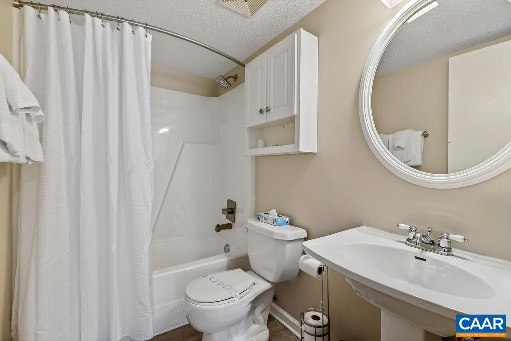 646 WHITE OAK CONDOS, WINTERGREEN, Virginia 22967, 2 Bedrooms Bedrooms, ,2 BathroomsBathrooms,Residential,646 WHITE OAK CONDOS,675201 MLS # 675201