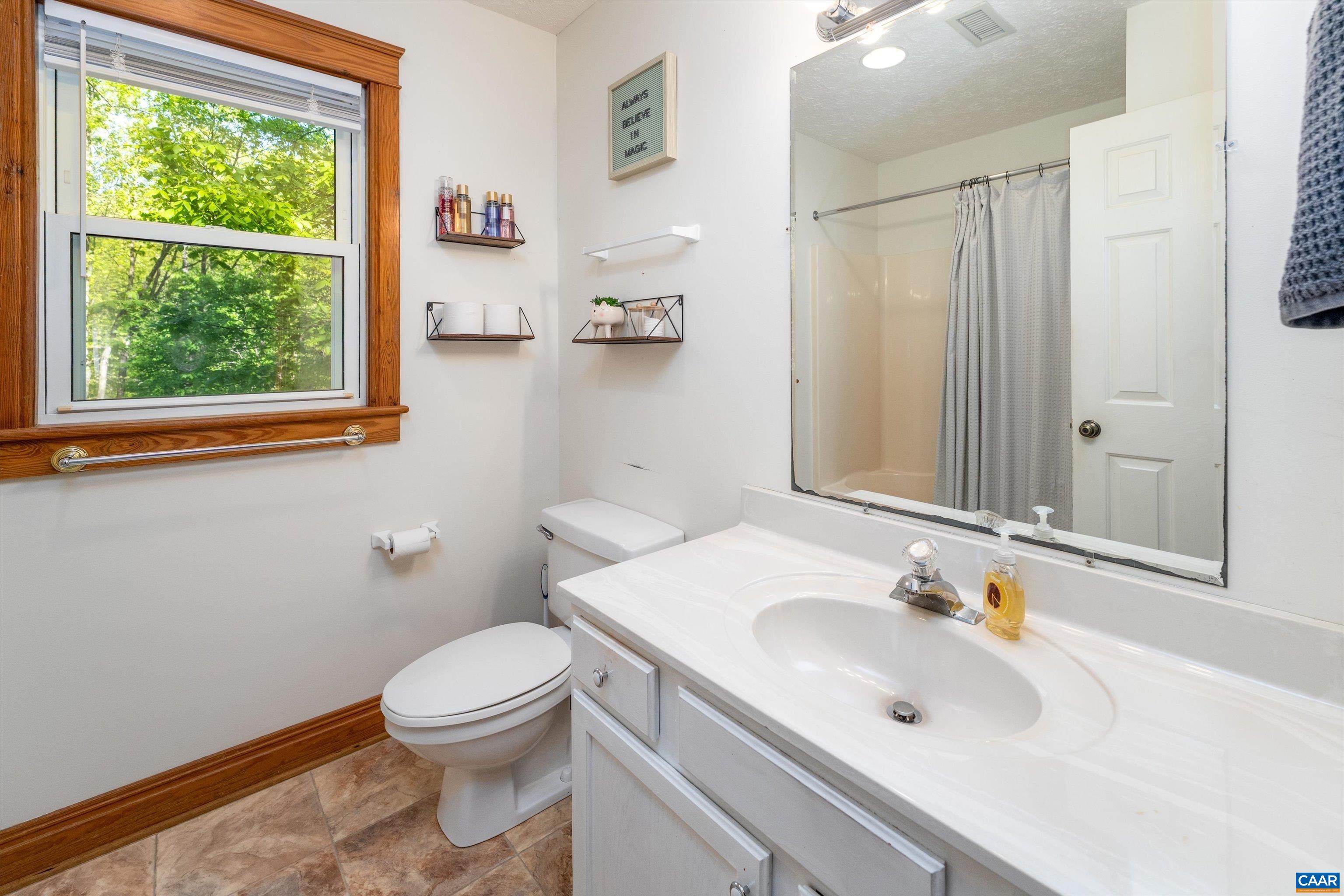 5 IROQUOIS WAY, PALMYRA, Virginia 22963, 4 Bedrooms Bedrooms, ,3 BathroomsBathrooms,Residential,5 IROQUOIS WAY,675676 MLS # 675676
