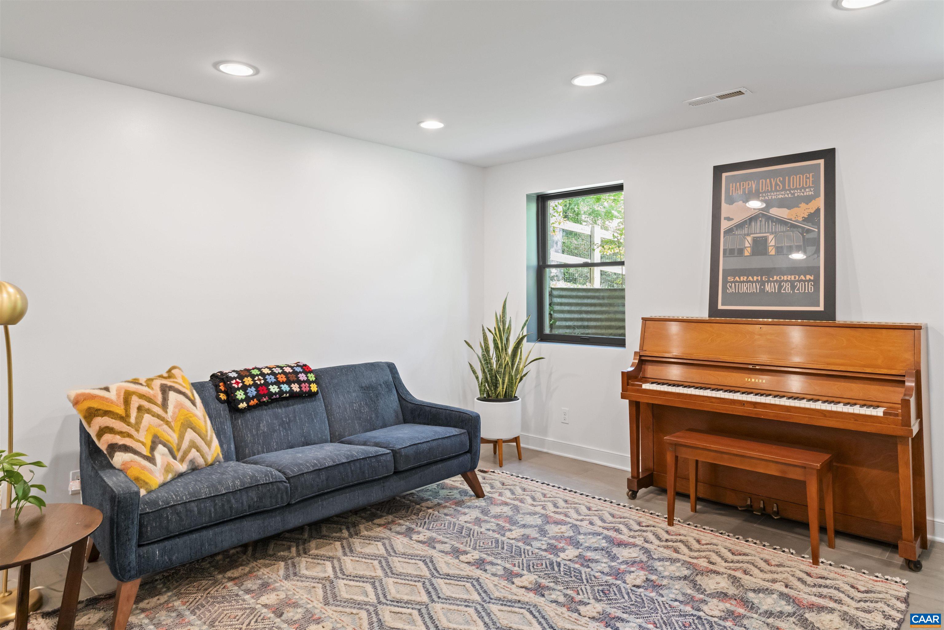 110 CARRSBROOK CT, CHARLOTTESVILLE, Virginia 22901, 4 Bedrooms Bedrooms, ,3 BathroomsBathrooms,Residential,110 CARRSBROOK CT,676011 MLS # 676011