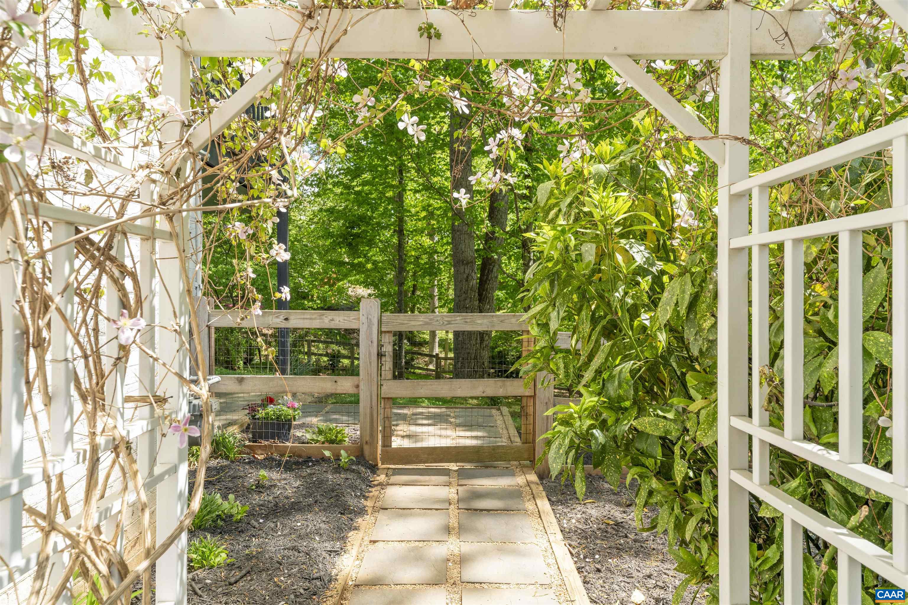 110 CARRSBROOK CT, CHARLOTTESVILLE, Virginia 22901, 4 Bedrooms Bedrooms, ,3 BathroomsBathrooms,Residential,110 CARRSBROOK CT,676011 MLS # 676011